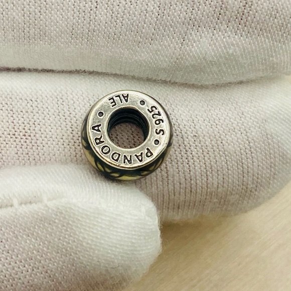 EUC Pandora 791034EN29 Sterling Silver Golden Floral Vintage Spacer Charm - Picture 8 of 9